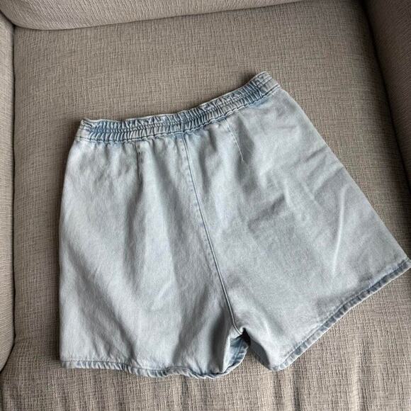 Super high waisted denim shorts denimshorts - Picture 2 of 2